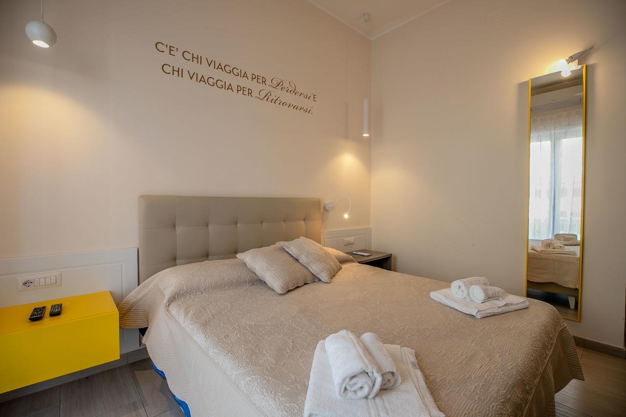 לינה וארוחת בוקר סלרנו Residenza Eleonora מראה חיצוני תמונה
