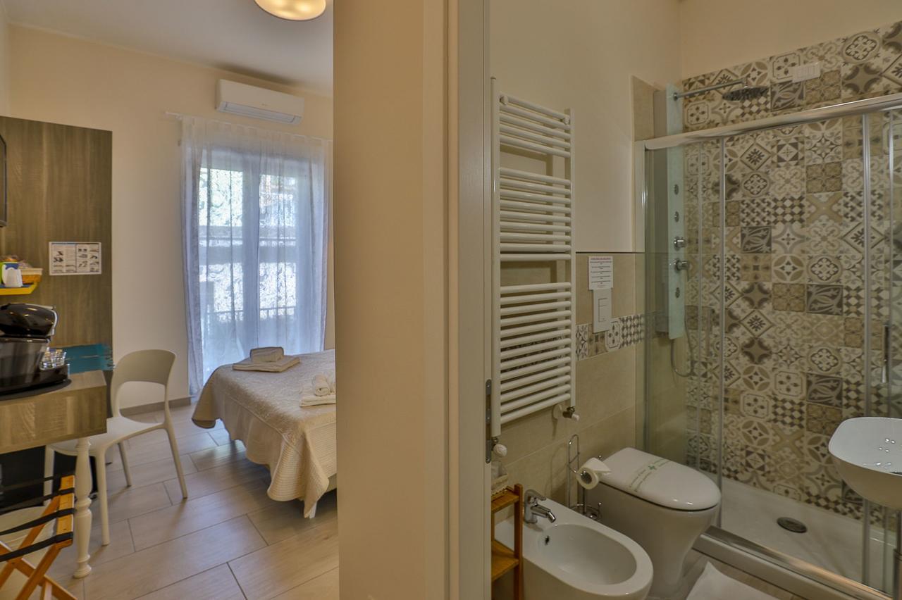 לינה וארוחת בוקר סלרנו Residenza Eleonora מראה חיצוני תמונה