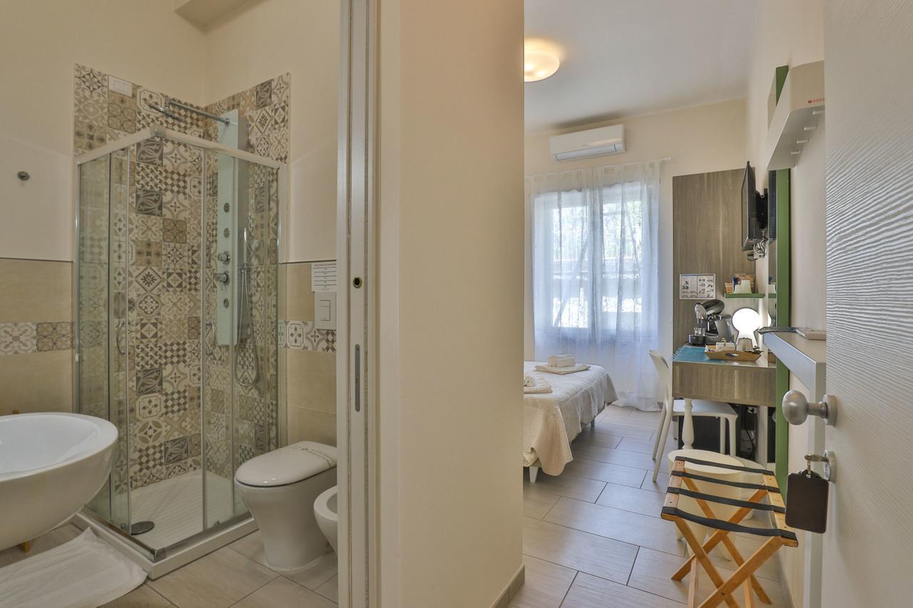 לינה וארוחת בוקר סלרנו Residenza Eleonora מראה חיצוני תמונה