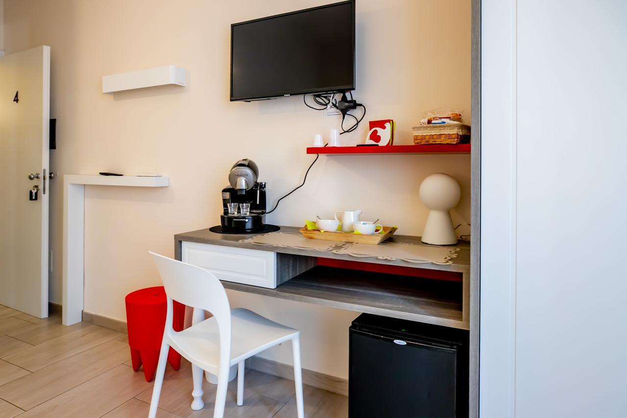 לינה וארוחת בוקר סלרנו Residenza Eleonora מראה חיצוני תמונה