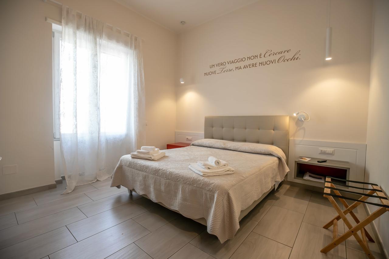 לינה וארוחת בוקר סלרנו Residenza Eleonora מראה חיצוני תמונה