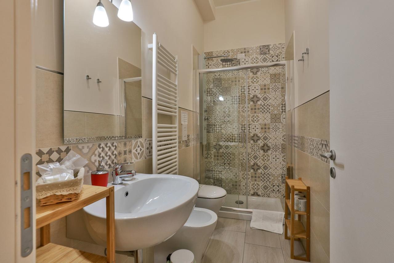 לינה וארוחת בוקר סלרנו Residenza Eleonora מראה חיצוני תמונה