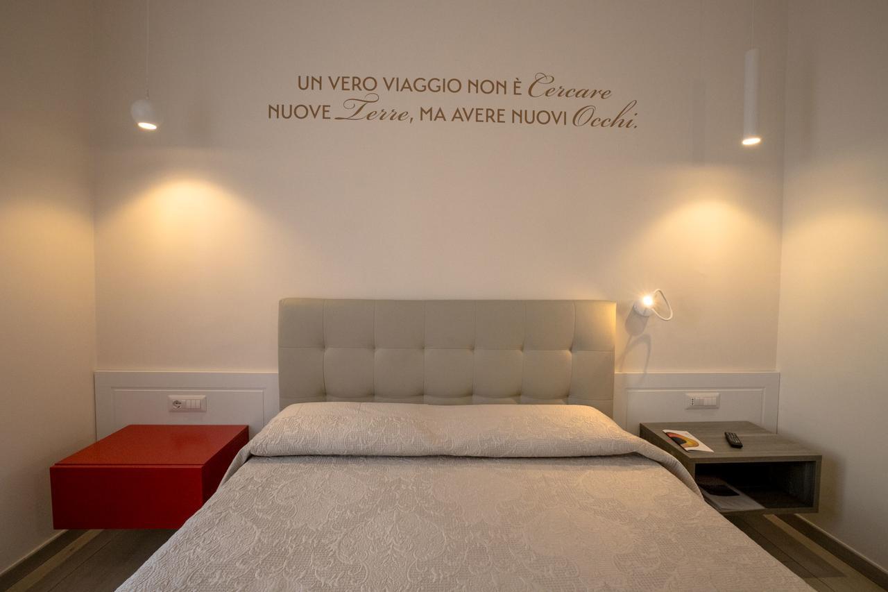 לינה וארוחת בוקר סלרנו Residenza Eleonora מראה חיצוני תמונה